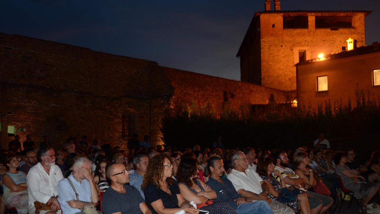 Il pubblico al Cassero per la serata dedicata a Mario Monicelli (foto Agenzia Bf)