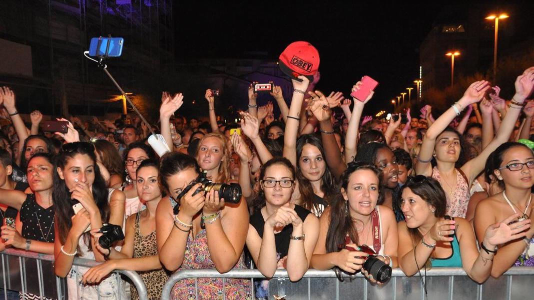 Il pubblico al Festival Admo di Marina di Cecina