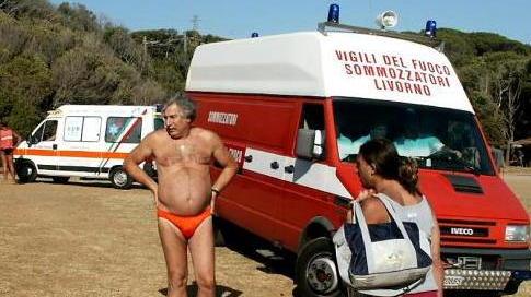 Si trafigge con l’arpione del fucile da pesca