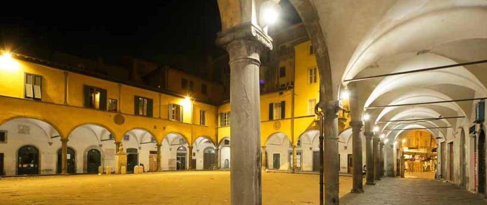 Vettovaglie, ecco la piazza dove la vita non si ferma mai 