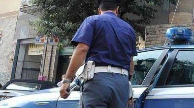Pranza e non vuole pagare: nella borsa arnesi da scasso