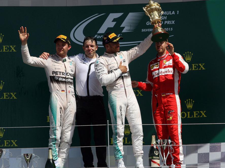 Solito dominio Mercedes Hamilton davanti a Rosberg
