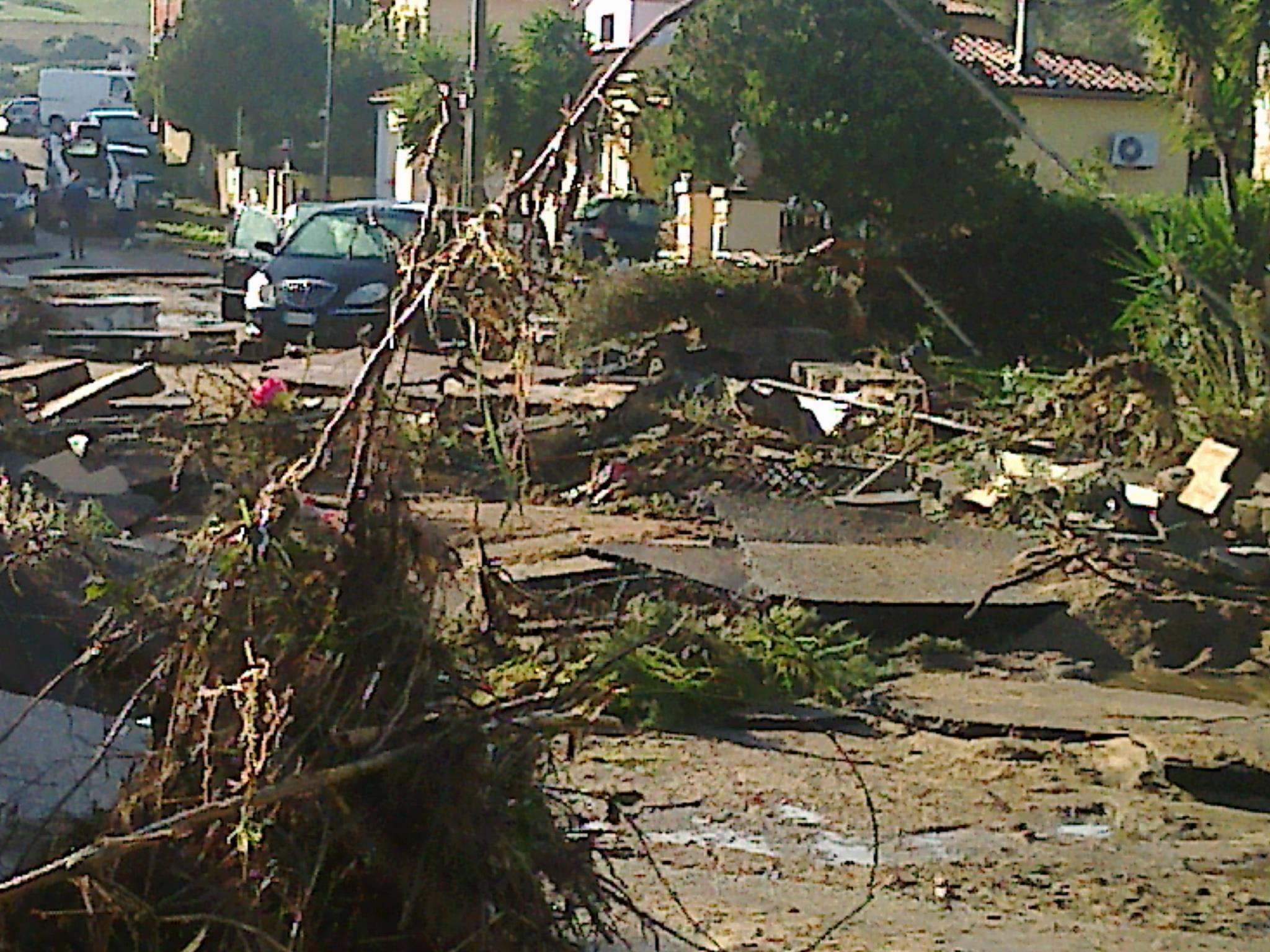 Via Siligheddu devastata dal ciclone Cleopatra
