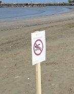 Lido Spina, stop ai bagni in un tratto di mare 