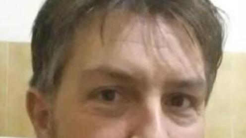 «Vendere pezzetti della scuola per aiutare i bimbi»