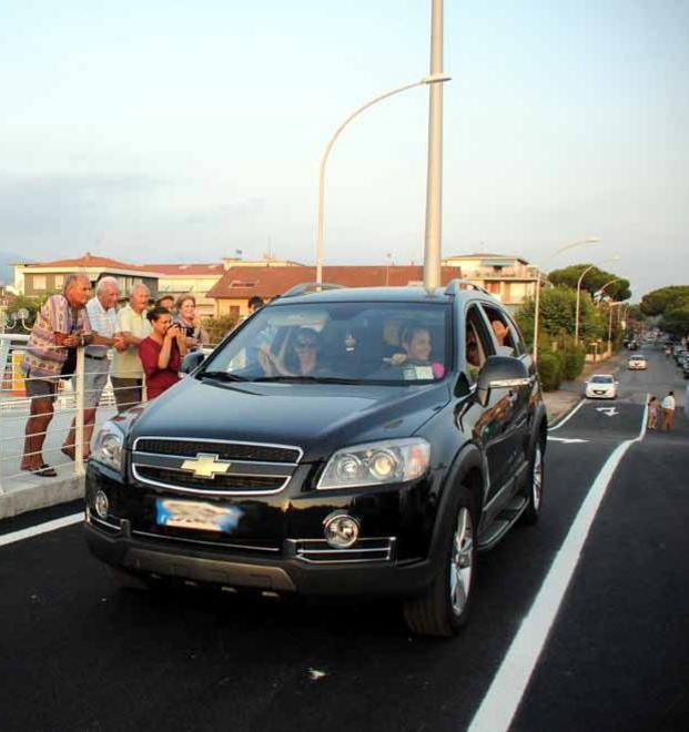 Via Mascagni, ecco il nuovo ponte a Marina di Massa 