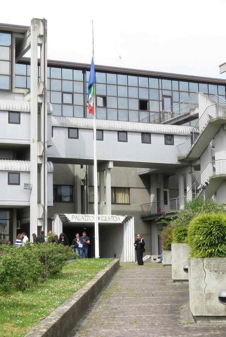 Spacciavano accanto all’asilo, arrivano tre condanne