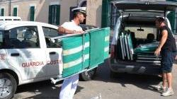 Stabilimenti abusivi sulla spiaggia libera