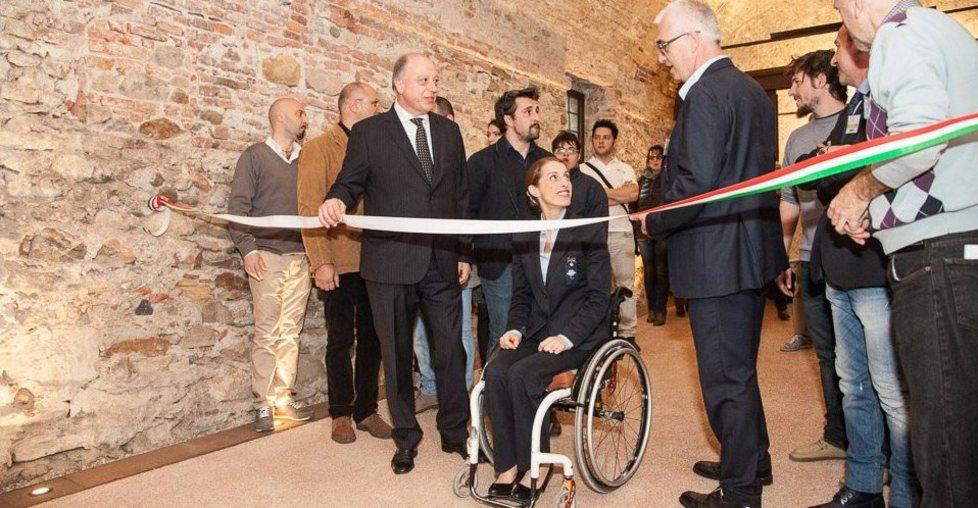 La mostra fotografica consentirà l’acquisto di alcuni defibrillatori 