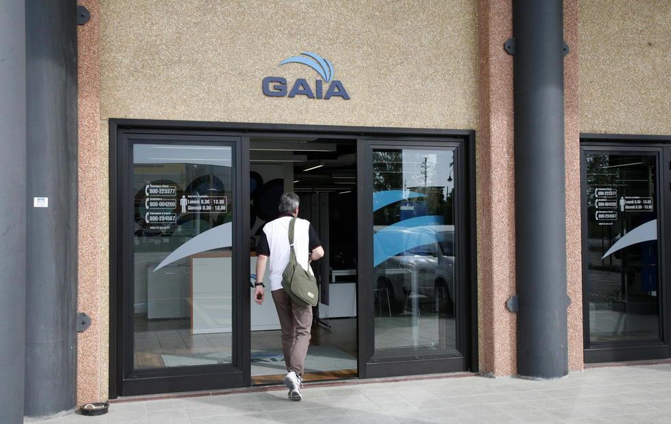 L’azienda: partita la procedura di licenziamento 