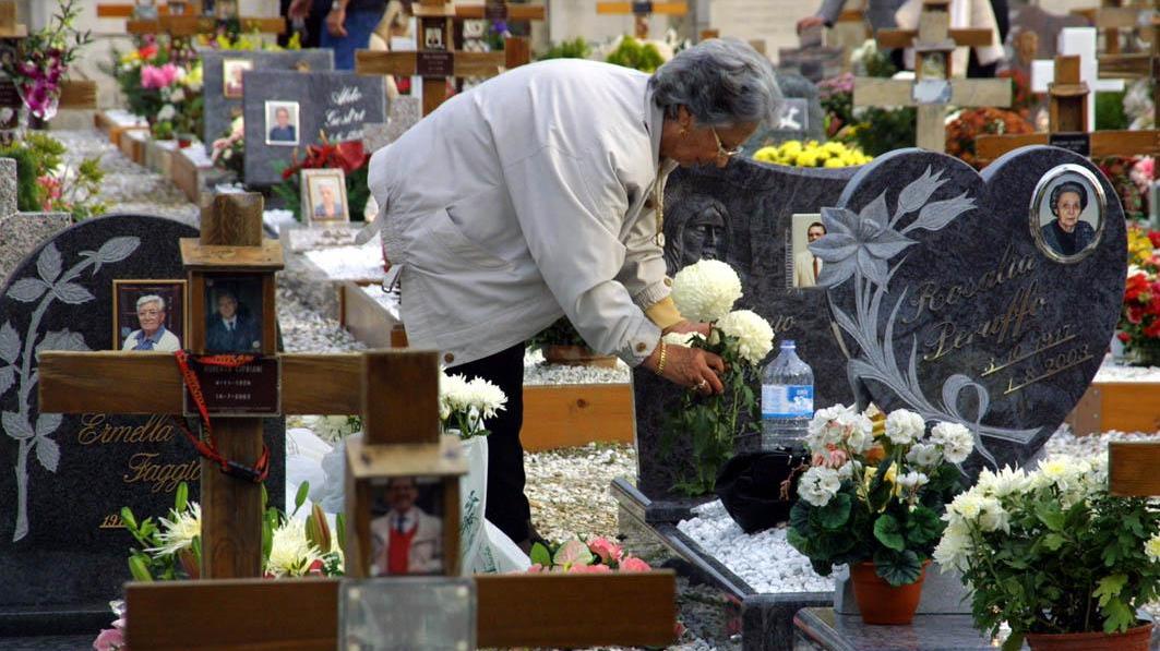 Nuovi lavori di ristrutturazione dei cimiteri di Prato (foto Batavia)