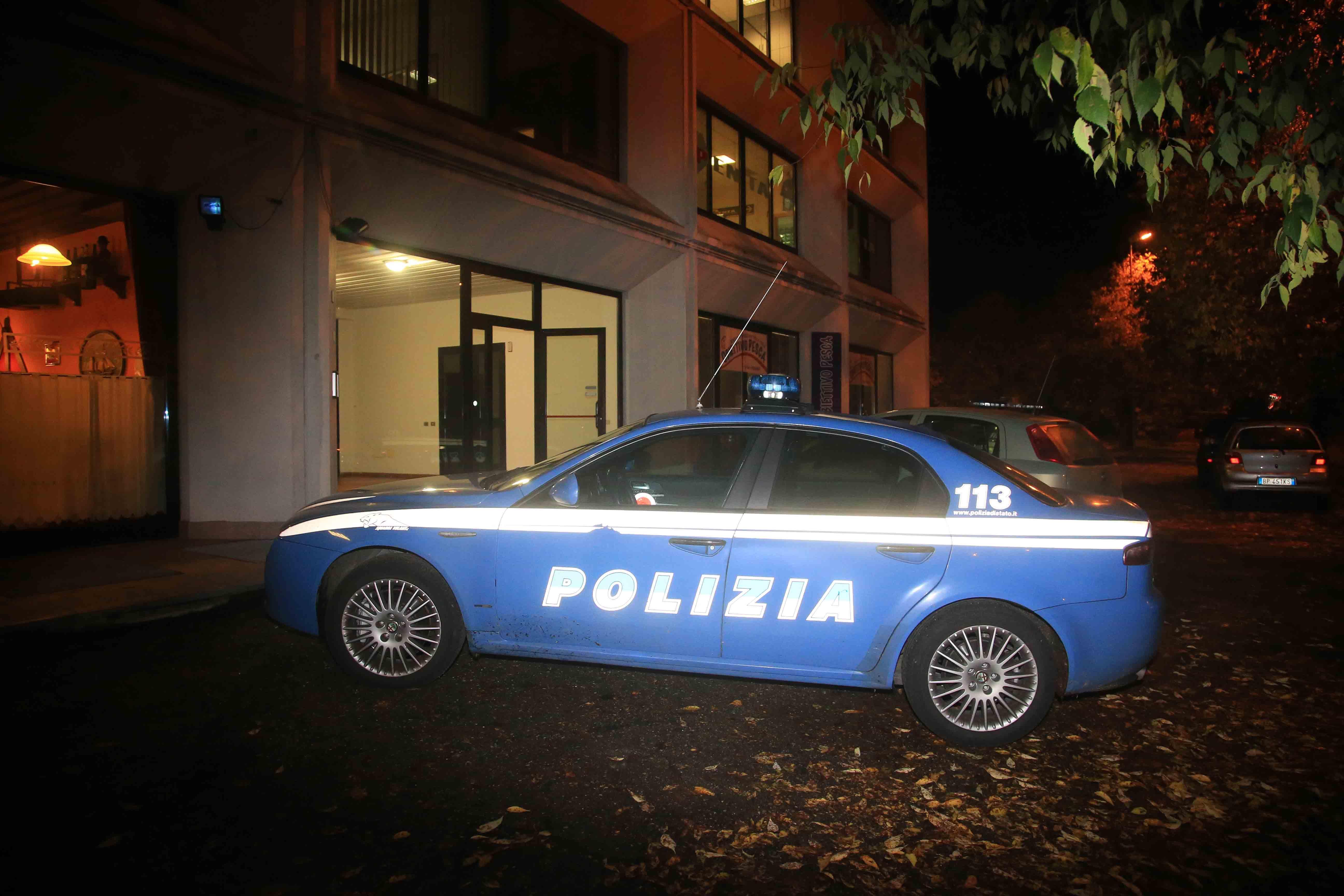 Furto di televisori ai magazzini della "Mediamarket"