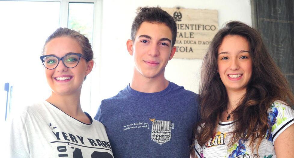 Scientifico, tre studenti modello 