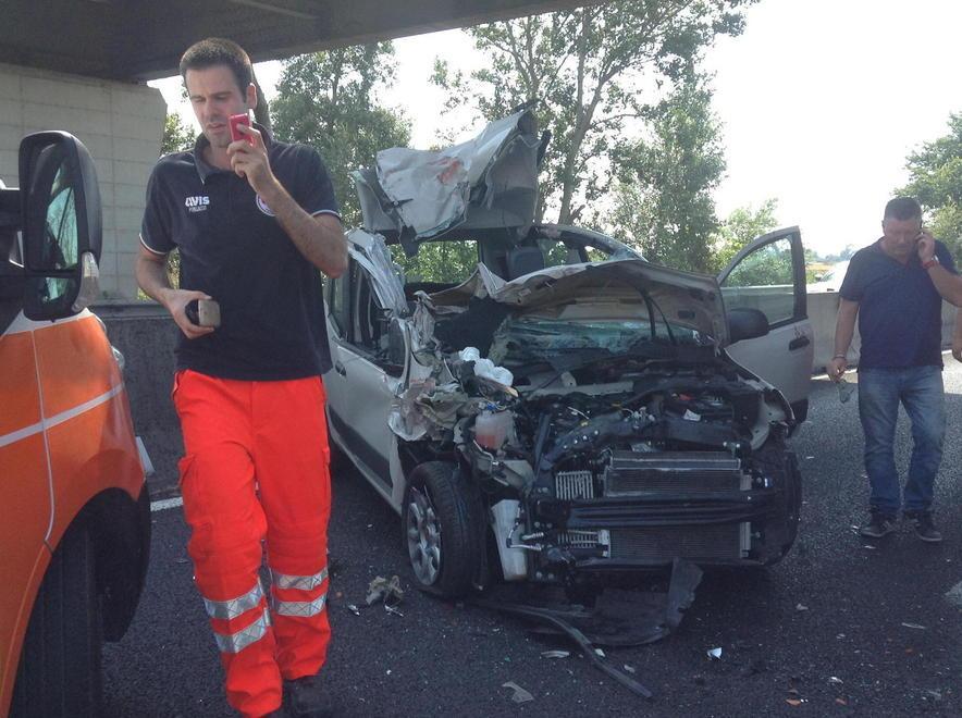Miracolato nel terribile impatto 