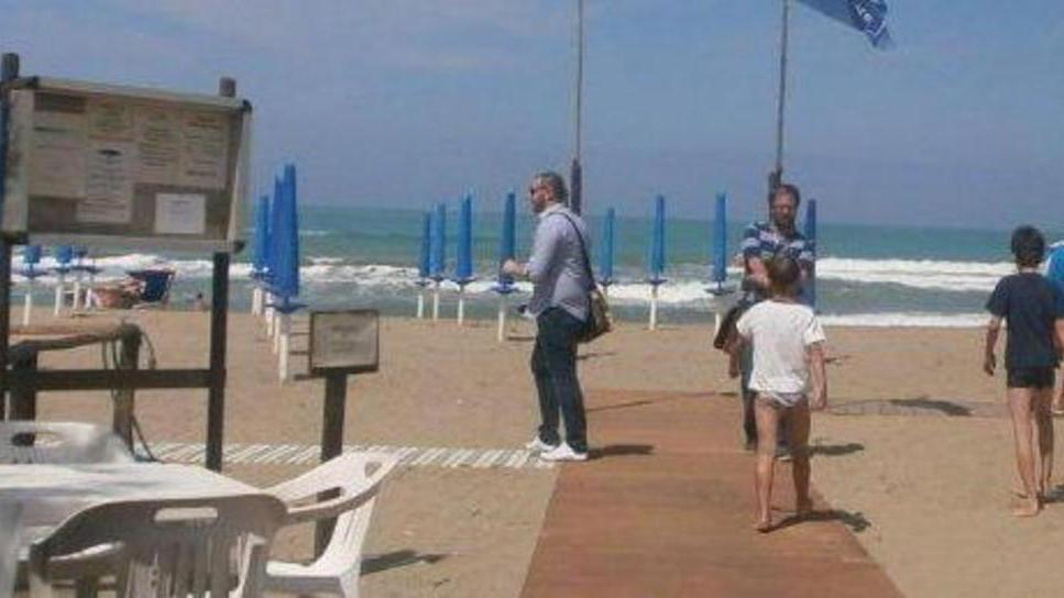 Spiaggia di San Rossore aperta anche gli anziani
