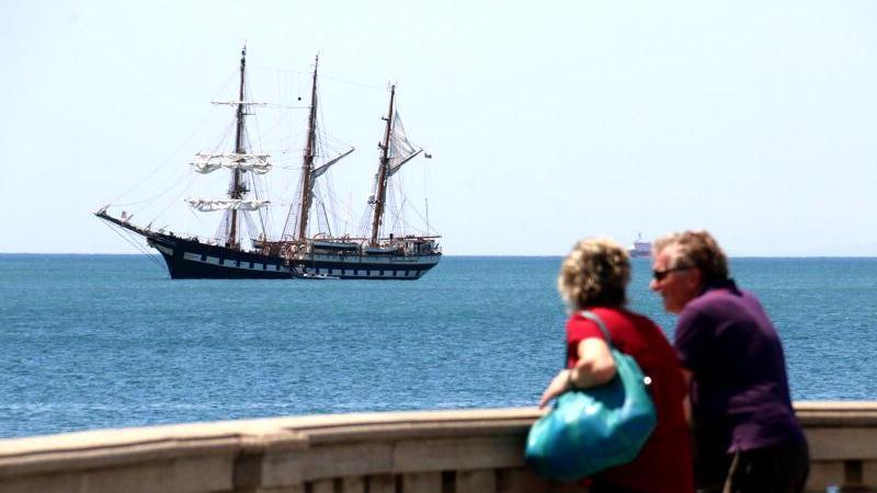 La Palinuro davanti alla Terrazza