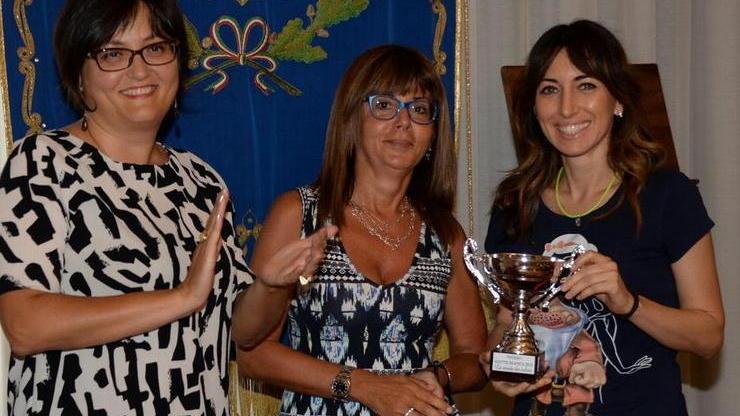 Il premio del Tirreno ai commercianti del Duomo