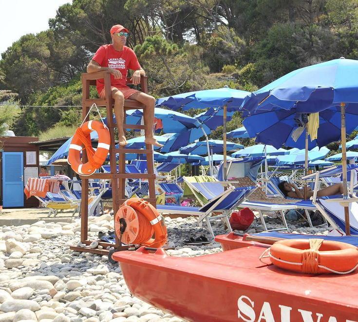 Bagnino e defibrillatore, ecco le spiagge più sicure 