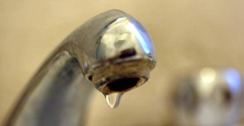 Consumi d’acqua superiori dell’11%, è già allarme siccità