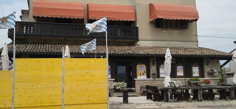 L’allarme dato da un passante evita il rogo 