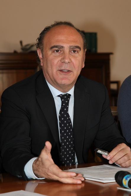 Alghero, il sindaco Mario Bruno annuncia le dimissioni