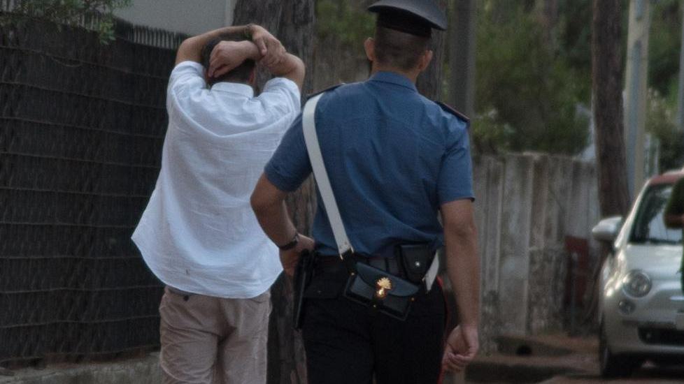 La disperazione di Andrea Trudu, il padre della piccola Letizia (foto Mario Rosas)