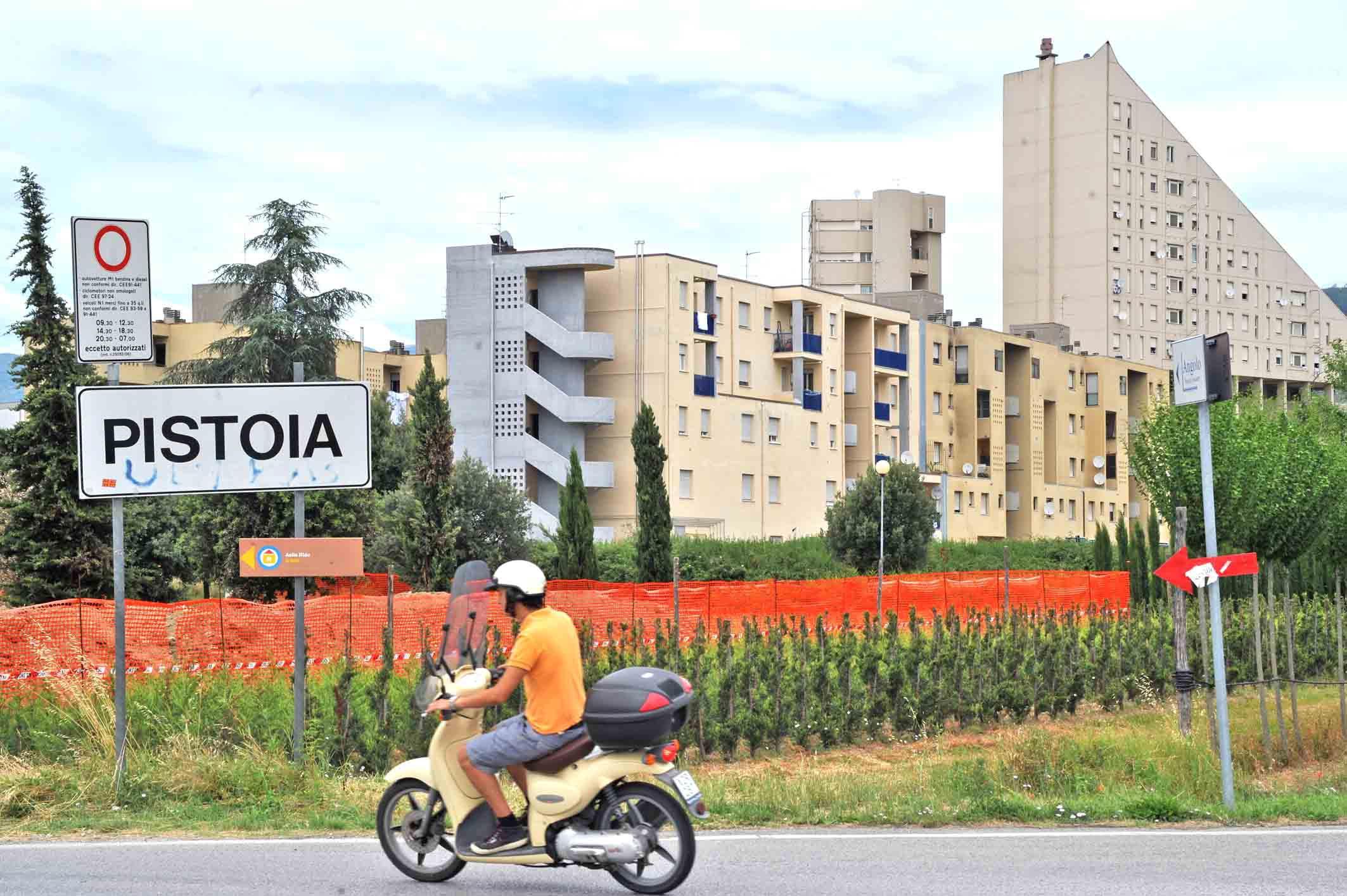 Pistoia, 340 in fila per avere una casa popolare 