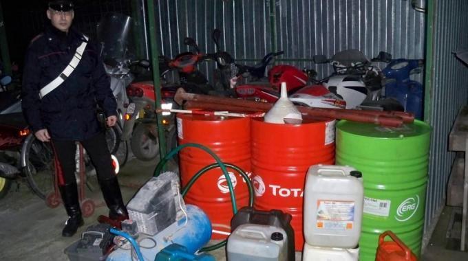 Il gasolio trovato dai carabinieri