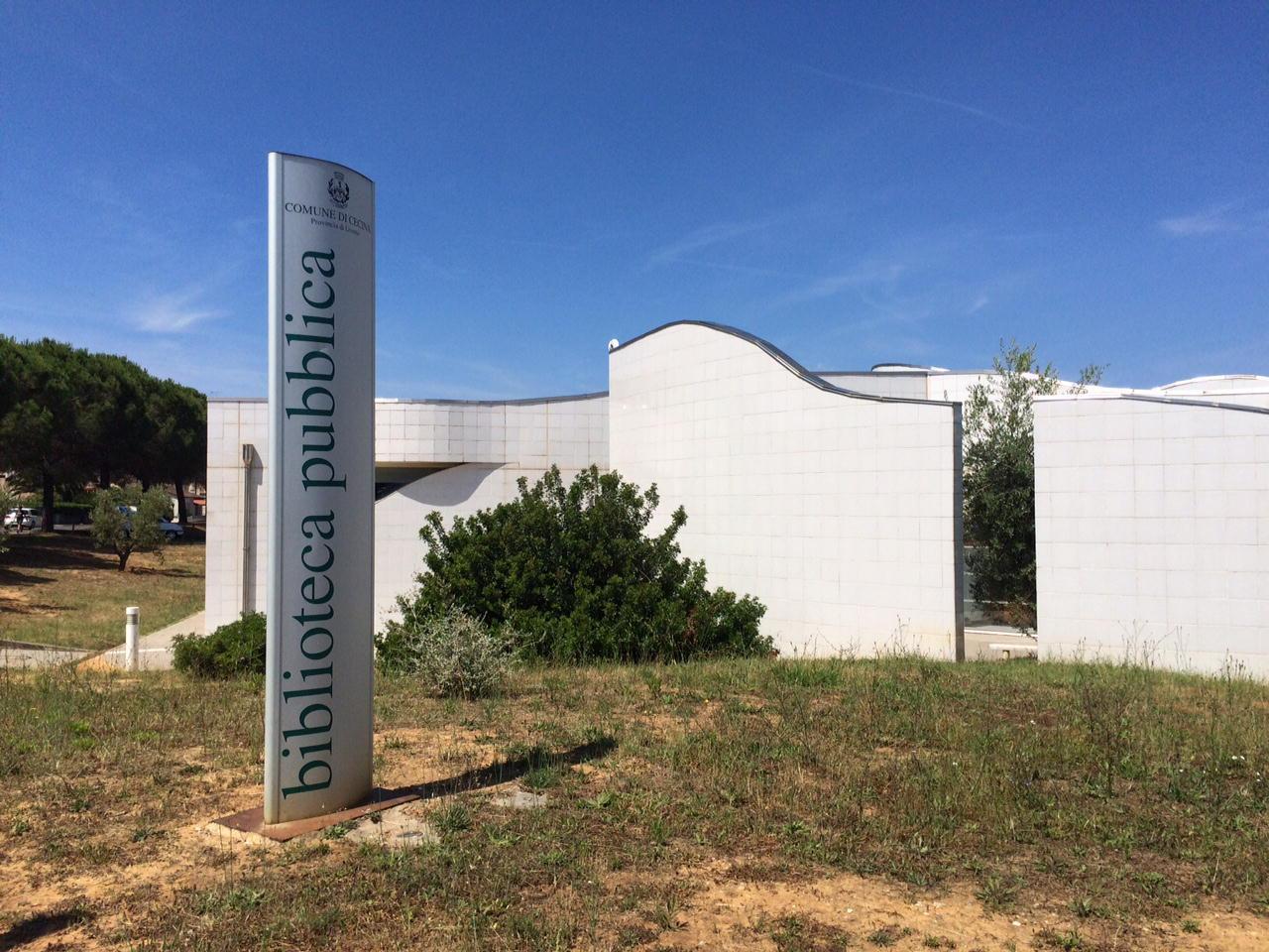 Una veduta della biblioteca comunale di Cecina