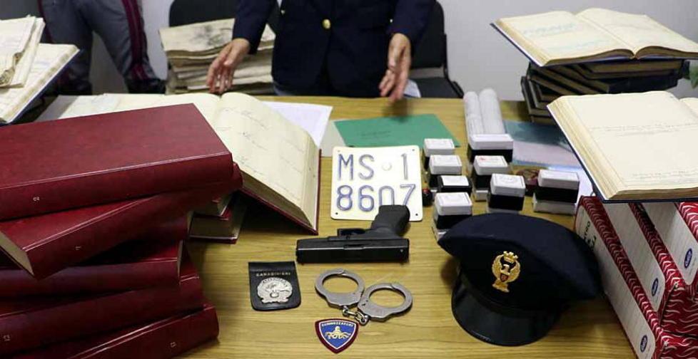 Vende mezzi d’epoca finti nei guai un quarantenne 