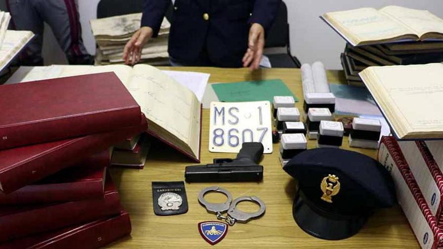 Vende mezzi d’epoca finti nei guai un quarantenne