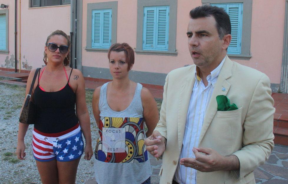 La Lega accusa: «Profughi nel centro per le mamme» 