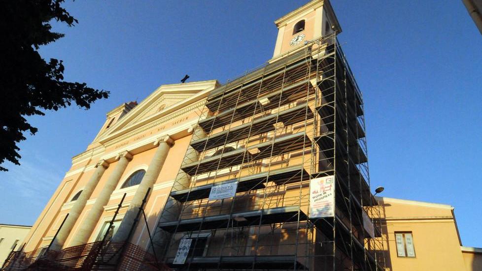 Cattedrale, operai al lavoro