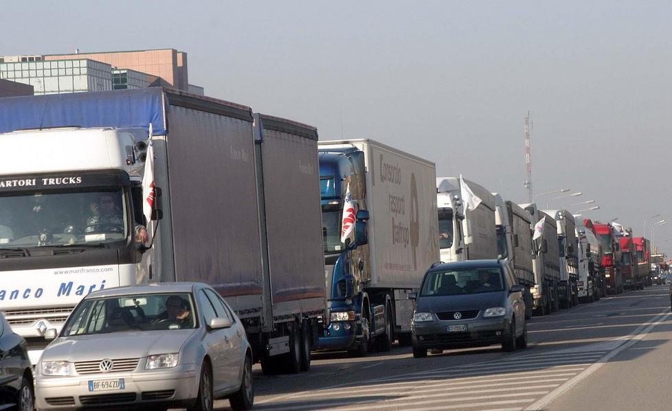 Autotrasporti, un taglio alle deduzioni 