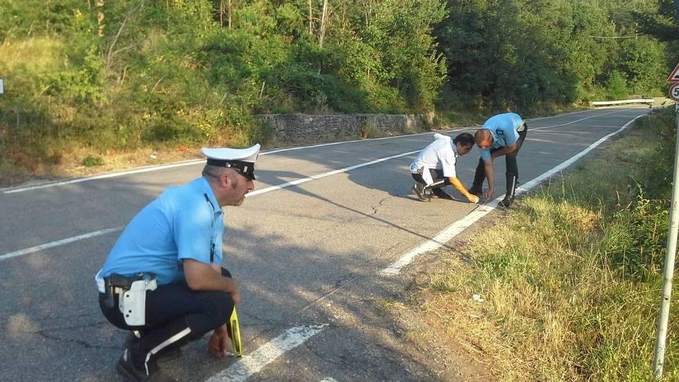 Schianto: muore motociclista 24enne