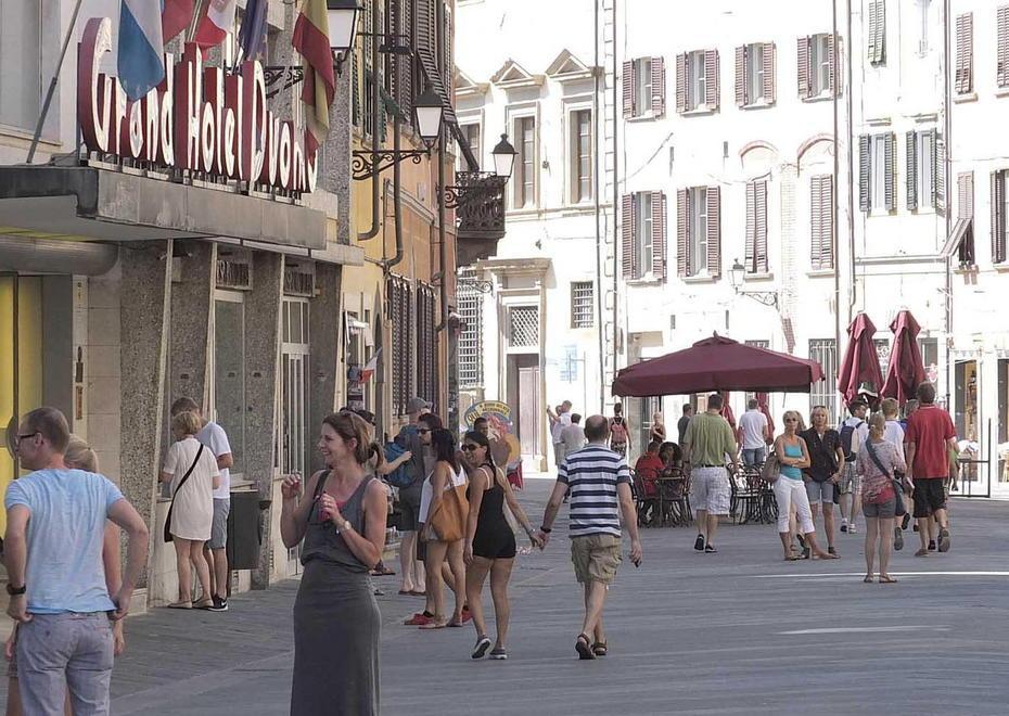 Da settembre via S. Maria diventa un’isola pedonale 