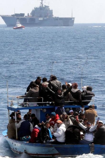«Polemiche gratuite Per i migranti massima umanità» 