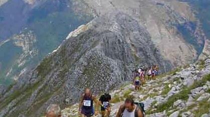 Precipita in un dirupo mentre corre la Sky Race