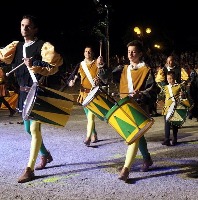 Montechiaro vince la disfida degli arcieri di Terra e Corte a Fivizzano 