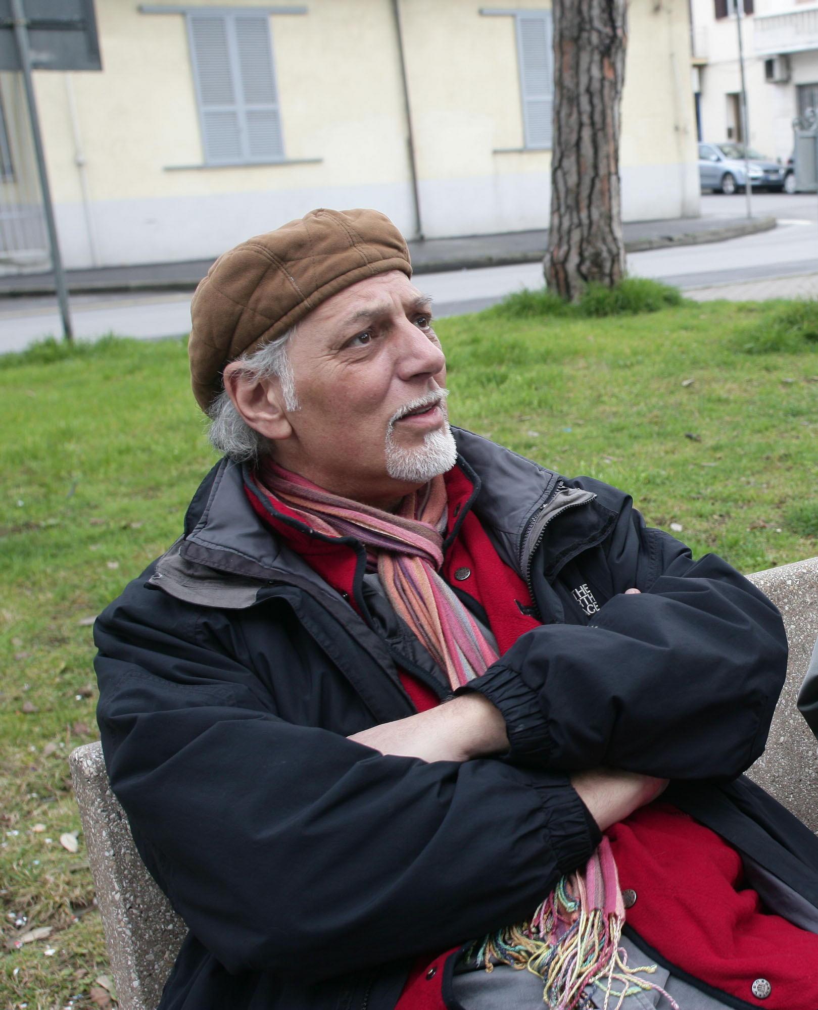 Un bel primo piano di Gianni Merlini