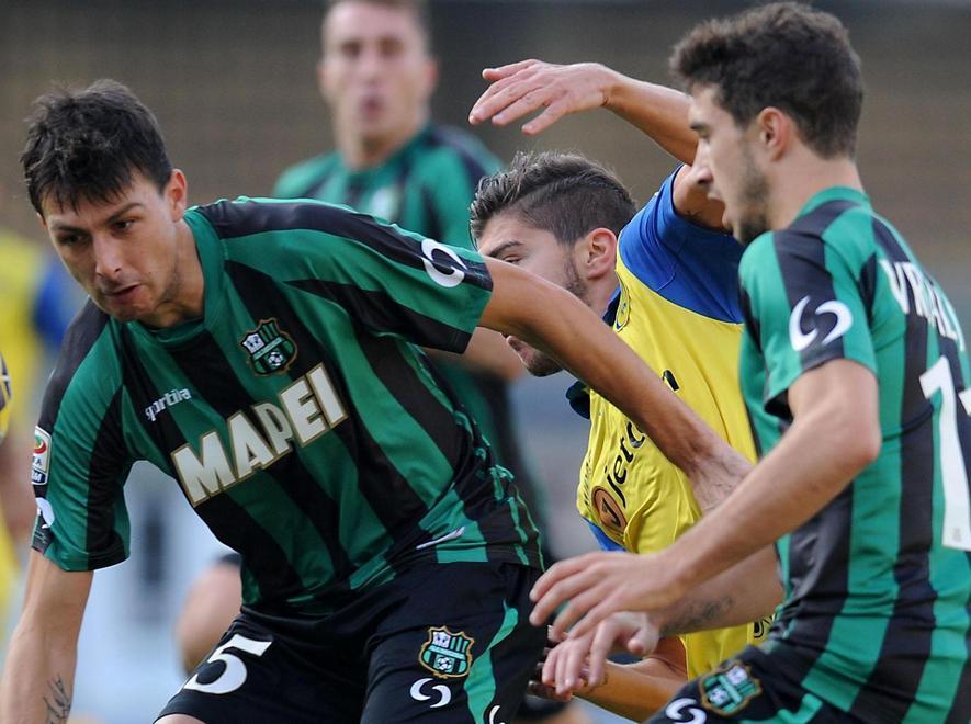 Sassuolo abbraccia i ritardatari. Intrigo Zapata e primo test 