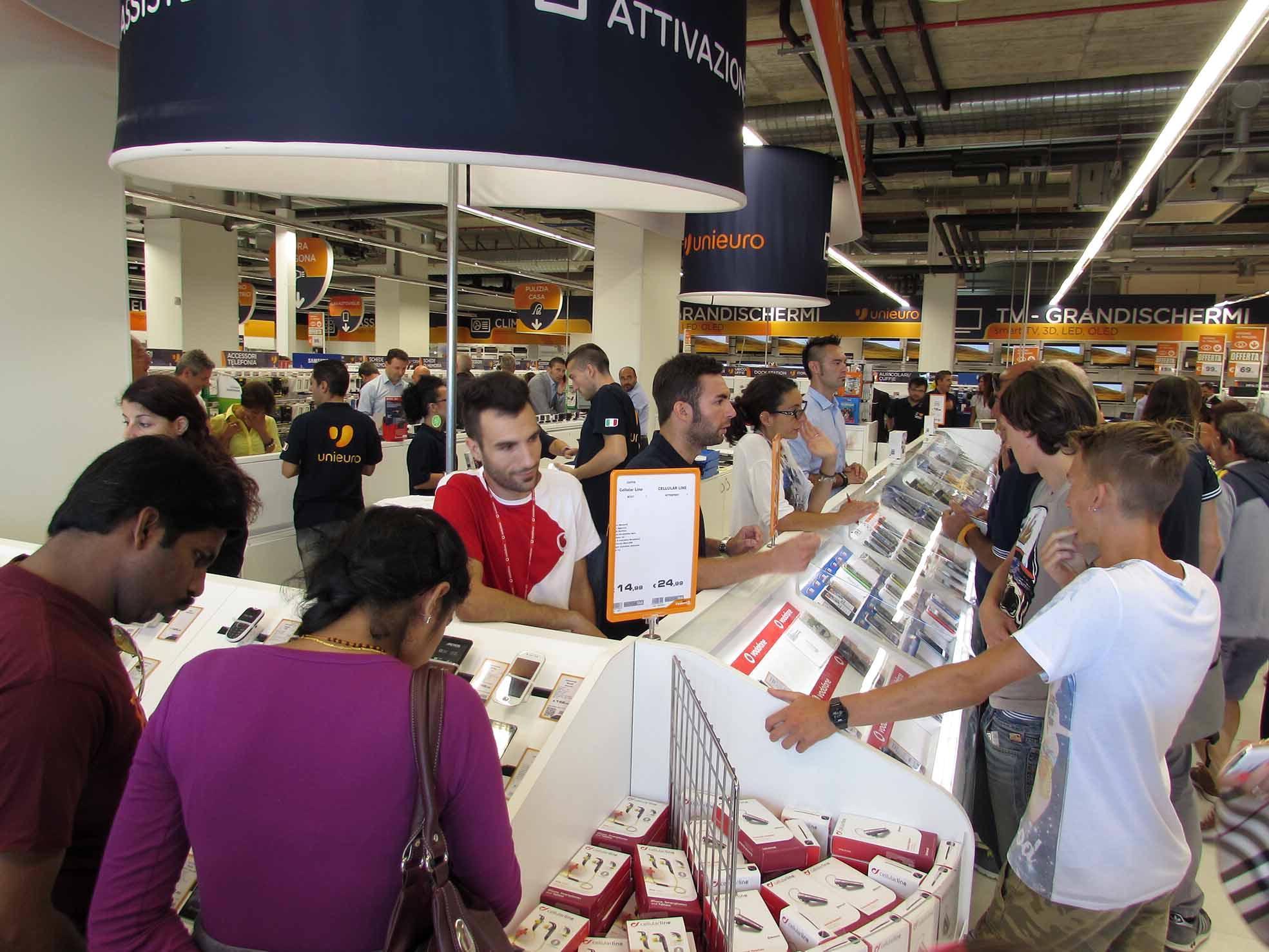 Unieuro a Porta a Mare (foto di archivio)