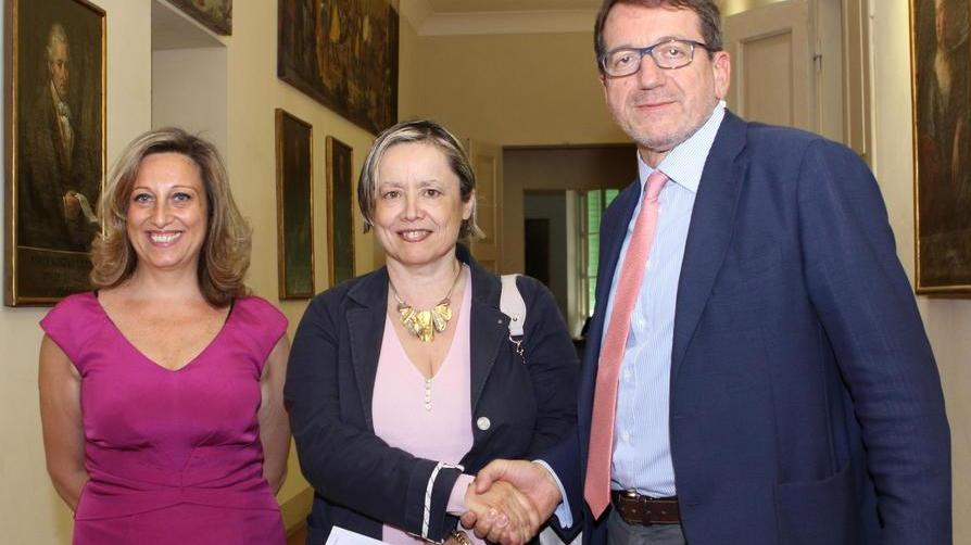 Lezione di Cecilia Robustelli durante il consiglio comunale