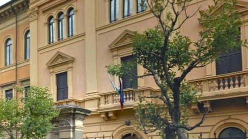 Classico in declino, accorpamento in vista