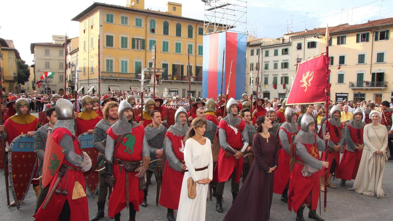 Corteggio storico, si cercano figuranti per dame e sbandieratori