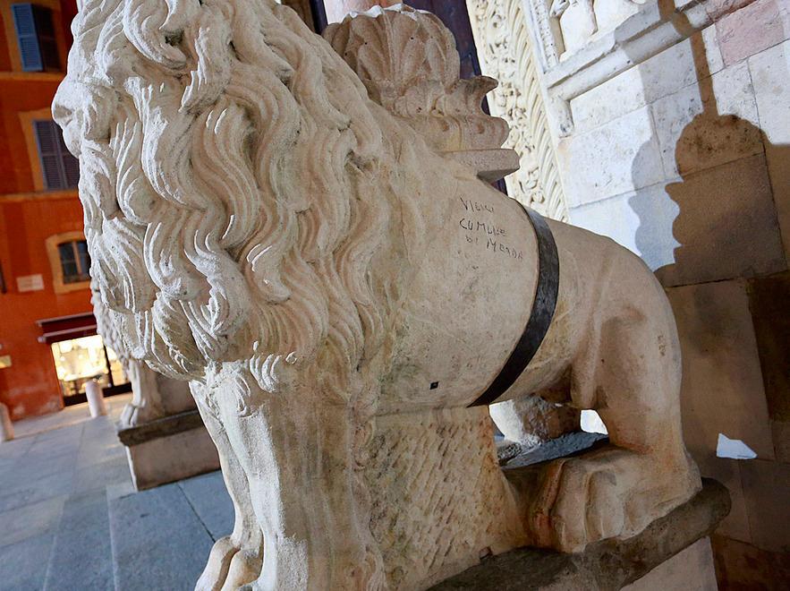 Leoni, c'è il film  del vandalo del duomo di Modena 