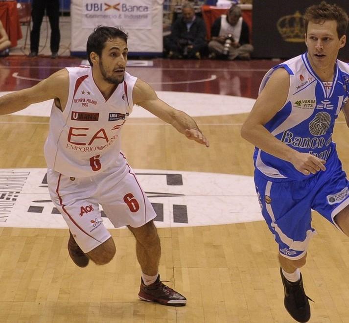 Ecco Stipcevic, Banco a ritmo di Rok 