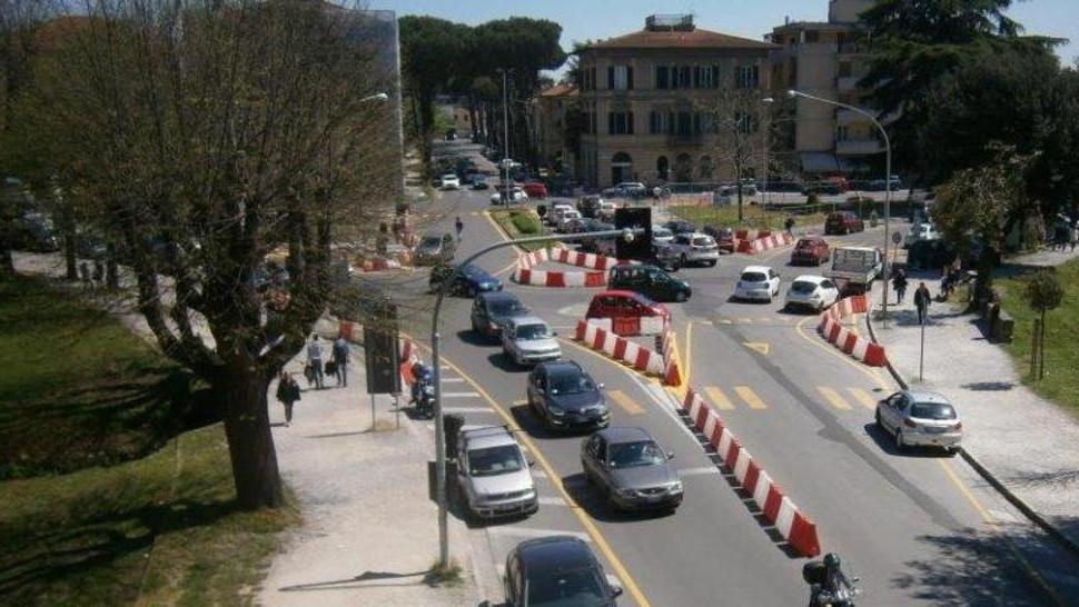 Porta Elisa, tra pochi giorni rotatoria attiva