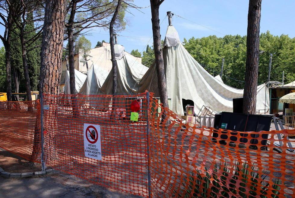 Partiti i lavori di rifacimento della tensostruttura del Verdi