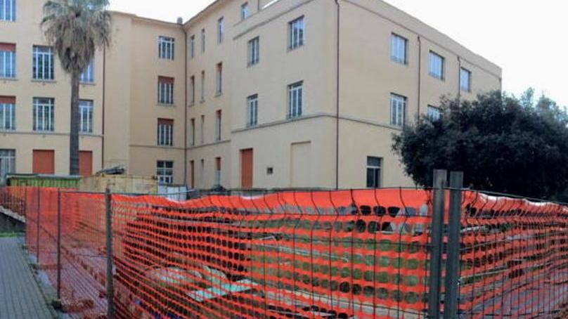 Porfido ai consiglieri: quest’ospedale è vecchio